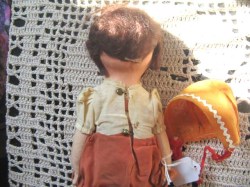 PAPER MACHE BRUNETTE_02